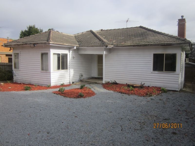 1A Jordan Grove, Glen Waverley VIC 3150