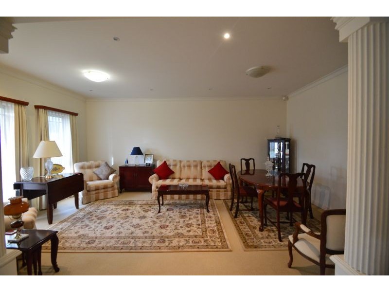 1/24 Roberts Street, Glen Waverley VIC 3150