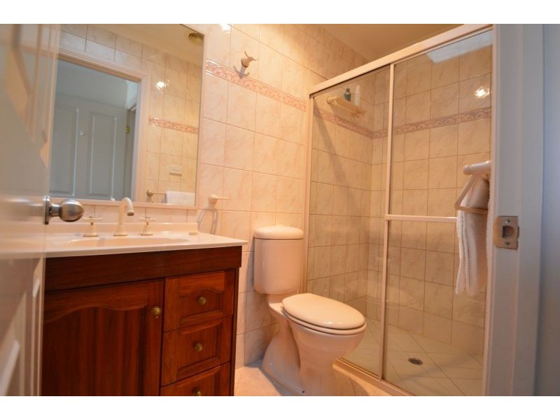 1/24 Roberts Street, Glen Waverley VIC 3150