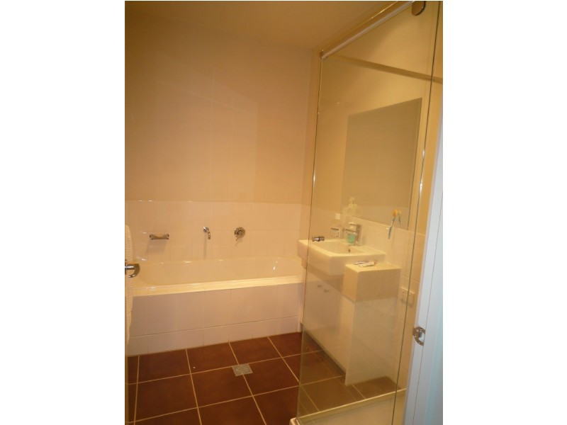 2/28 Darbyshire Road, Mount Waverley VIC 3149