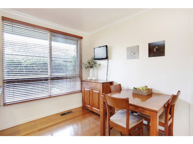 17 Camelot Drive, Glen Waverley VIC 3150