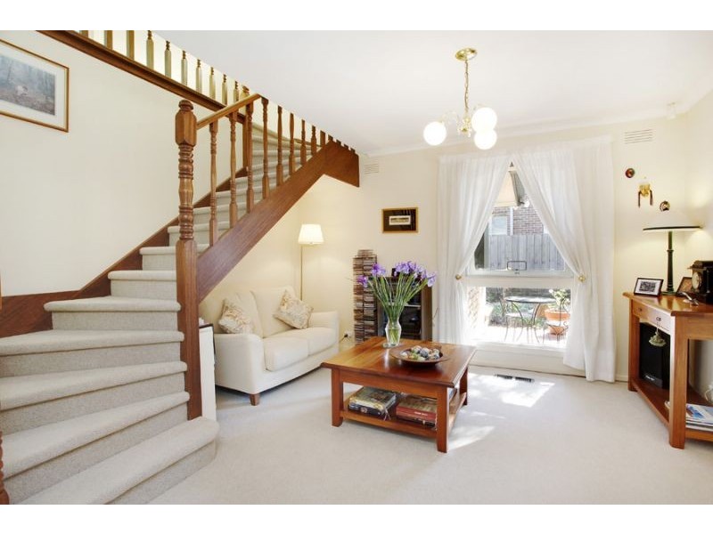 17 Camelot Drive, Glen Waverley VIC 3150