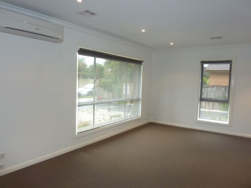 1/9 Johnson Drive, Glen Waverley VIC 3150
