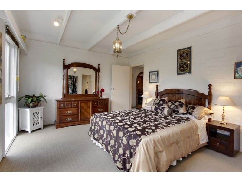 30 Garwain Parade, Glen Waverley VIC 3150