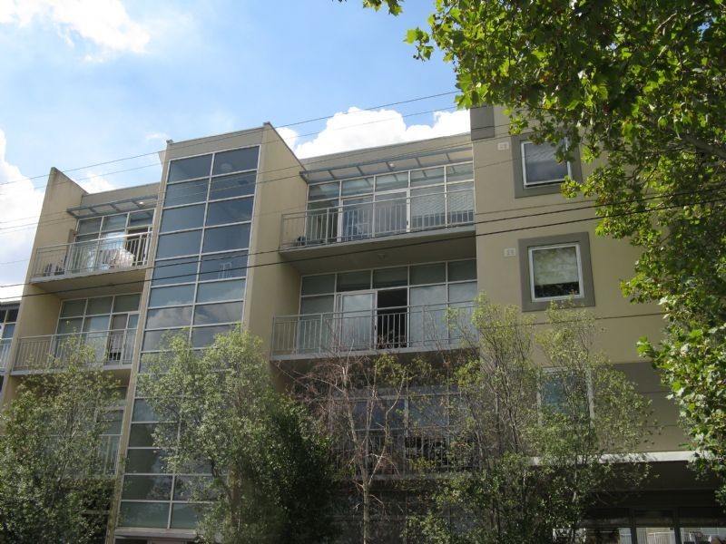 11/1066 Lygon Street, Carlton North VIC 3054