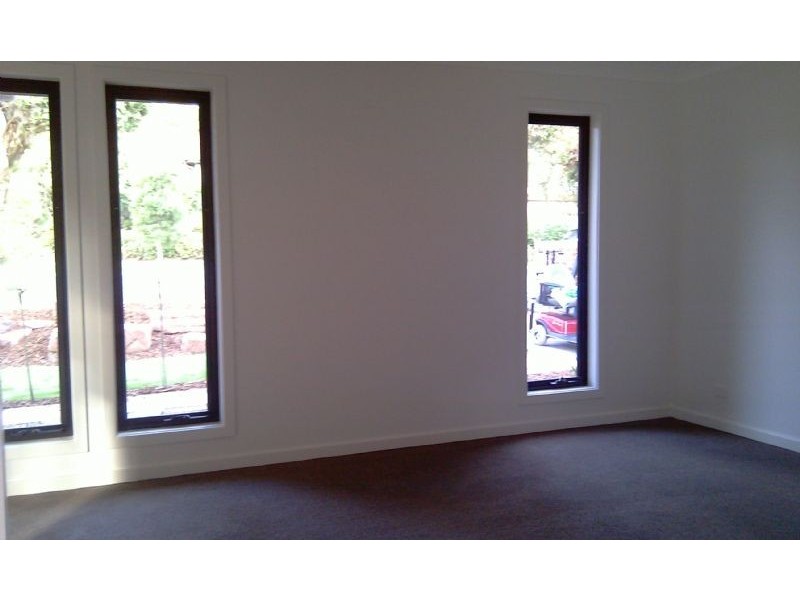 1/3 Dunscombe Avenue, Glen Waverley VIC 3150