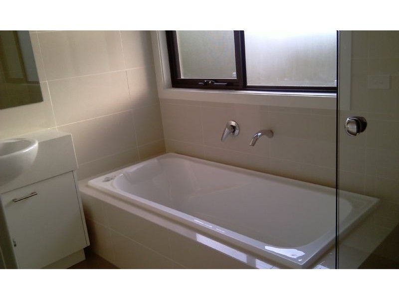 1/3 Dunscombe Avenue, Glen Waverley VIC 3150