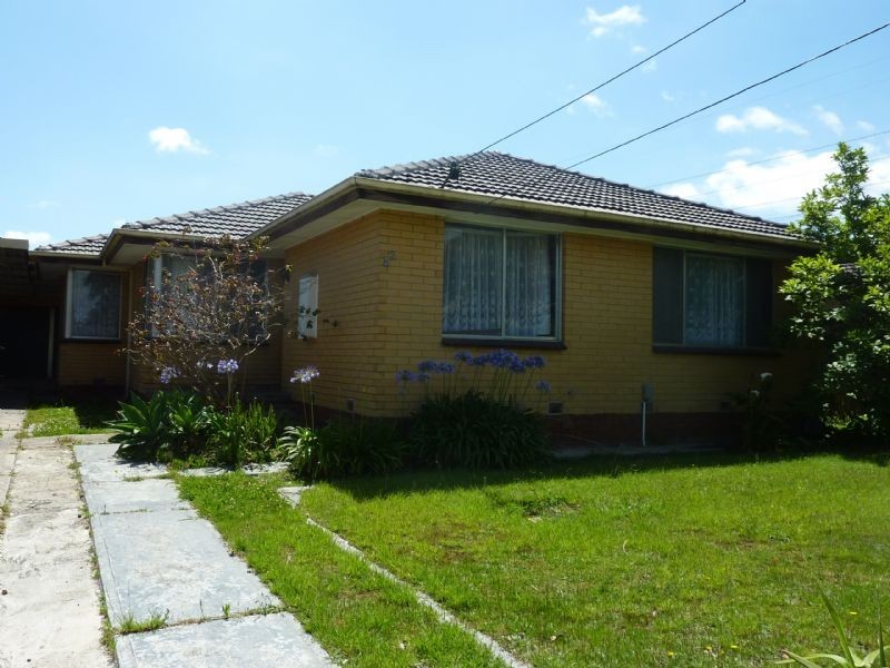 82 Monash Crescent, Clayton VIC 3168