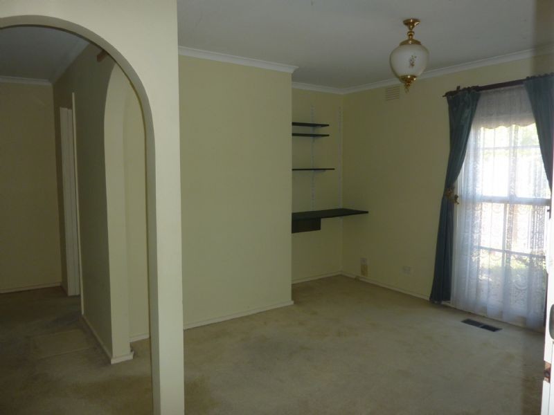 35 Strickland Drive, Wheelers Hill VIC 3150