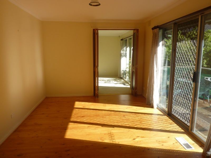 35 Strickland Drive, Wheelers Hill VIC 3150