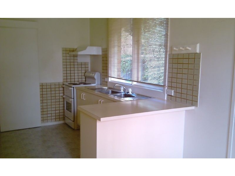 1/6 Melaleuca Drive, Glen Waverley VIC 3150