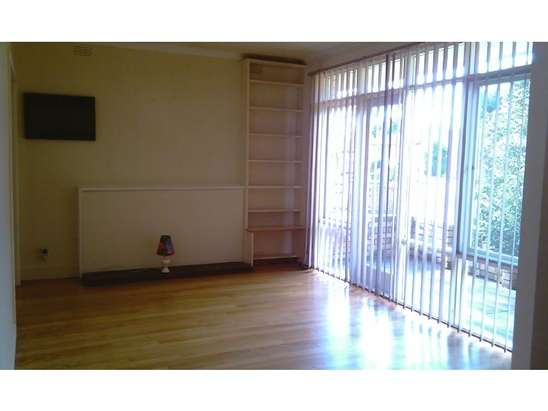 1/6 Melaleuca Drive, Glen Waverley VIC 3150