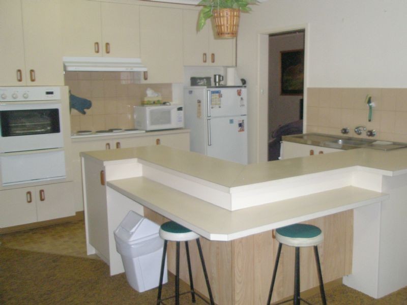 250 Brandon Park Drive, Wheelers Hill VIC 3150