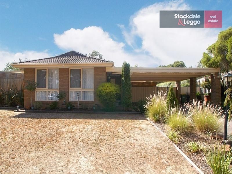 2 Airlie Court, Rowville VIC 3178