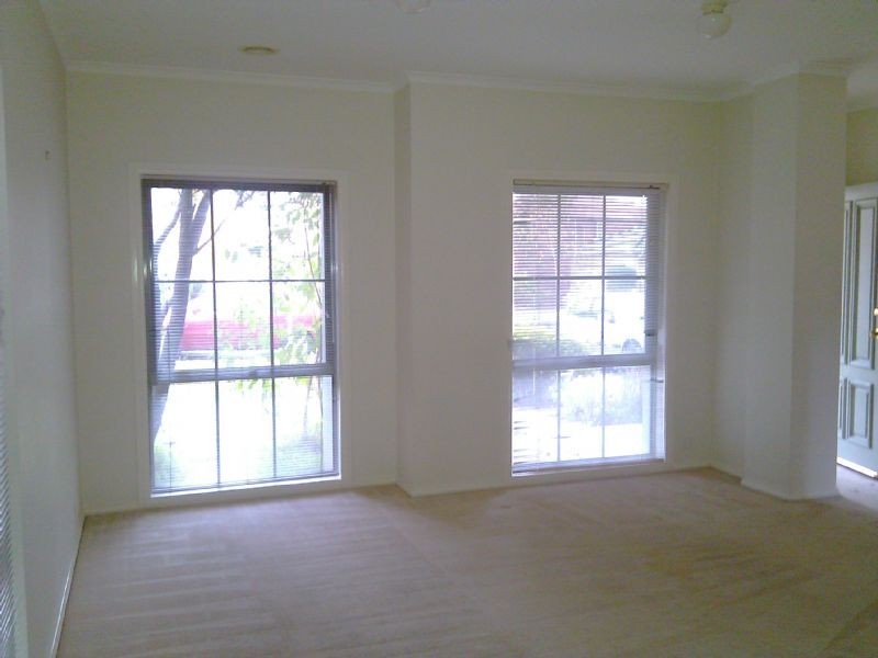 37 Silverwood Way, Glen Waverley VIC 3150