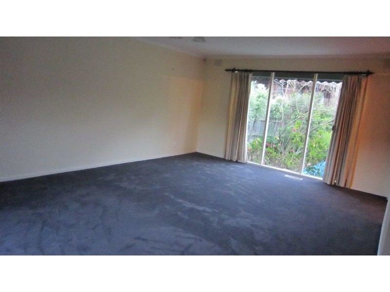 35 Strickland Drive, Wheelers Hill VIC 3150