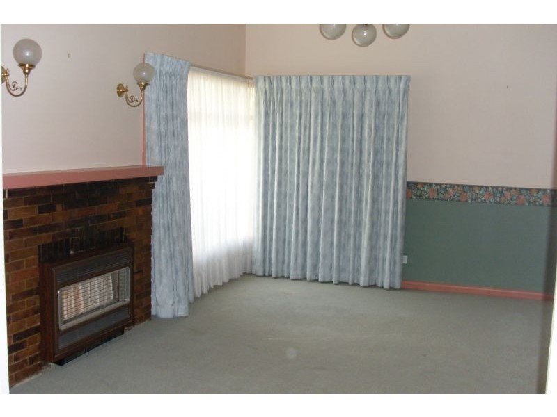 27 Winbourne Road, Mount Waverley VIC 3149