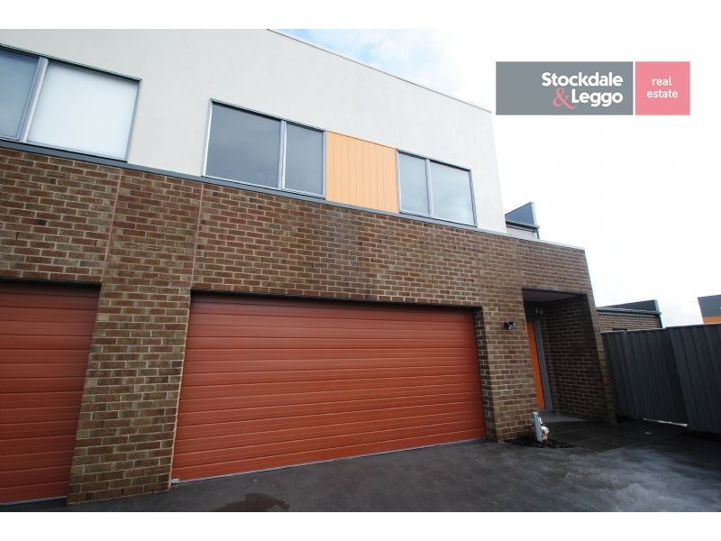 27 Bloom Avenue, Wantirna South VIC 3152