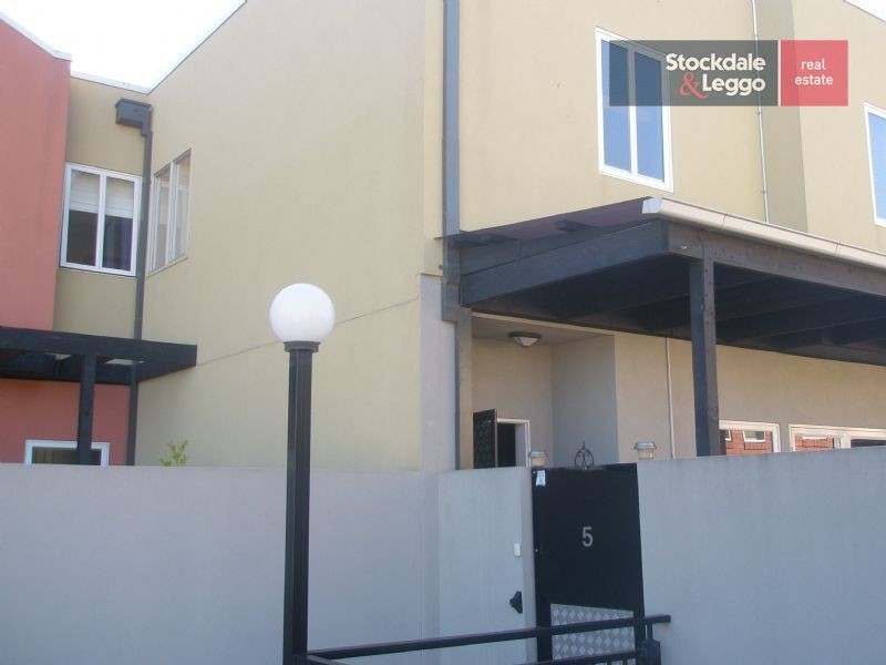 5/20 Tulloch Grove, Glen Waverley VIC 3150