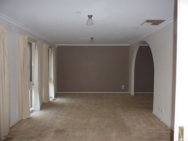 9 Truscott Court, Wheelers Hill VIC 3150