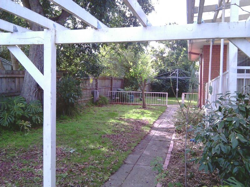 4 Eastbourne Court, Glen Waverley VIC 3150