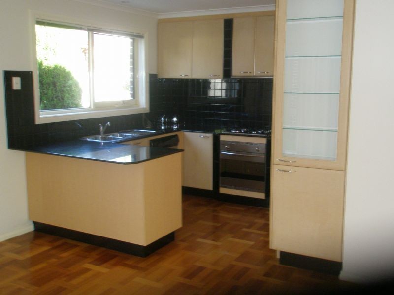 2/29 Adelaide Avenue, Mount Waverley VIC 3149