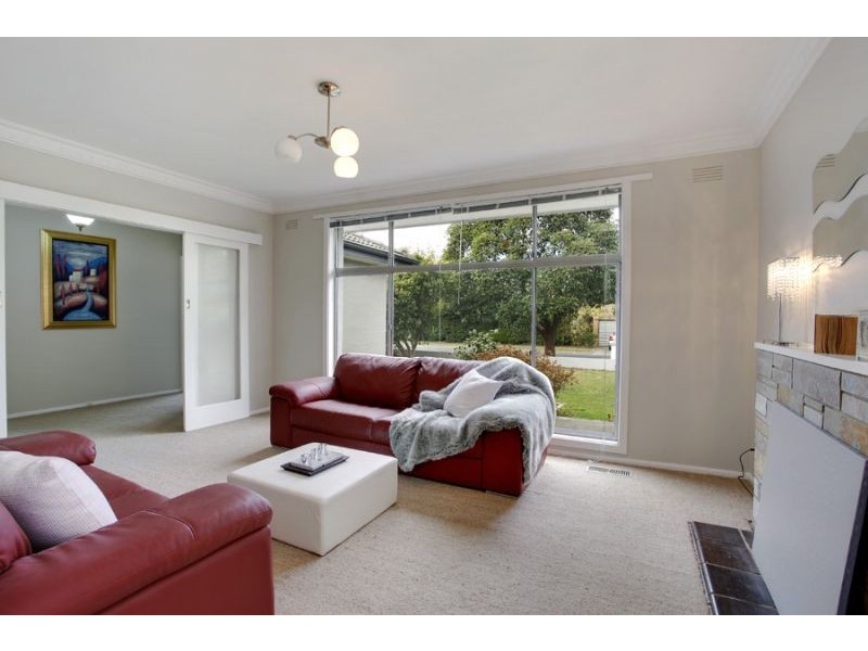 9 Kenilworth Crescent, Glen Waverley VIC 3150
