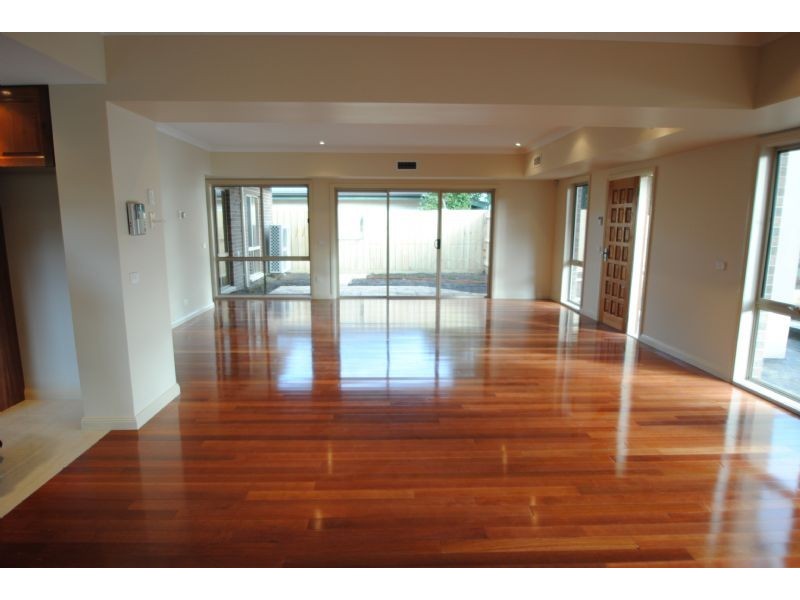 1/22 Roberts Street, Glen Waverley VIC 3150