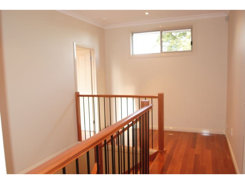 2/22 Roberts Street, Glen Waverley VIC 3150