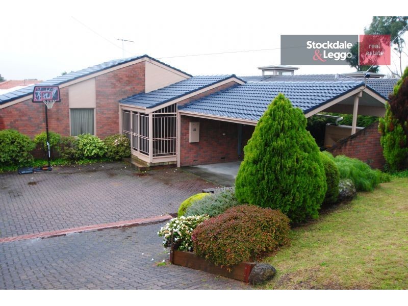 21 Remington Drive, Glen Waverley VIC 3150