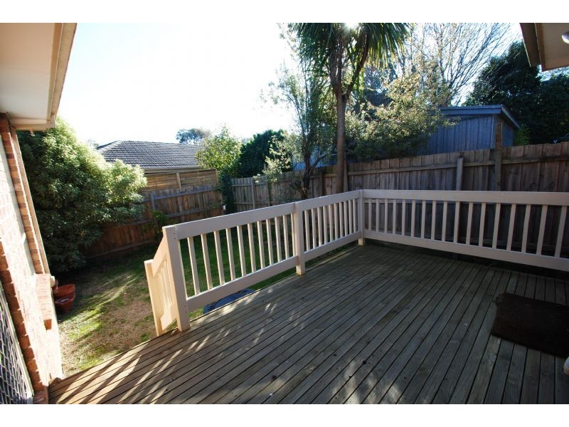5B Morrison Crt, Mount Waverley VIC 3149