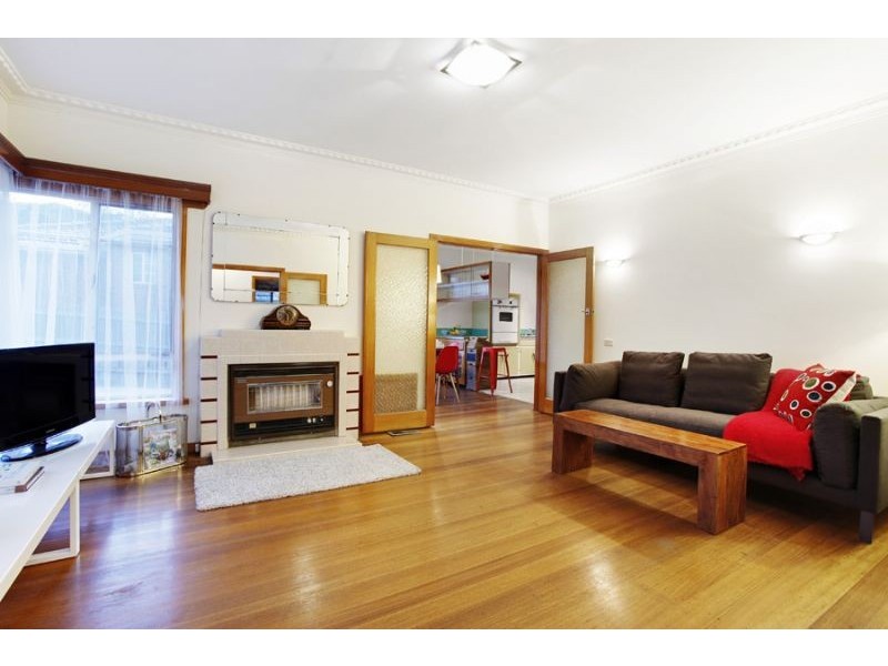 23 Fairhills Parade, Glen Waverley VIC 3150