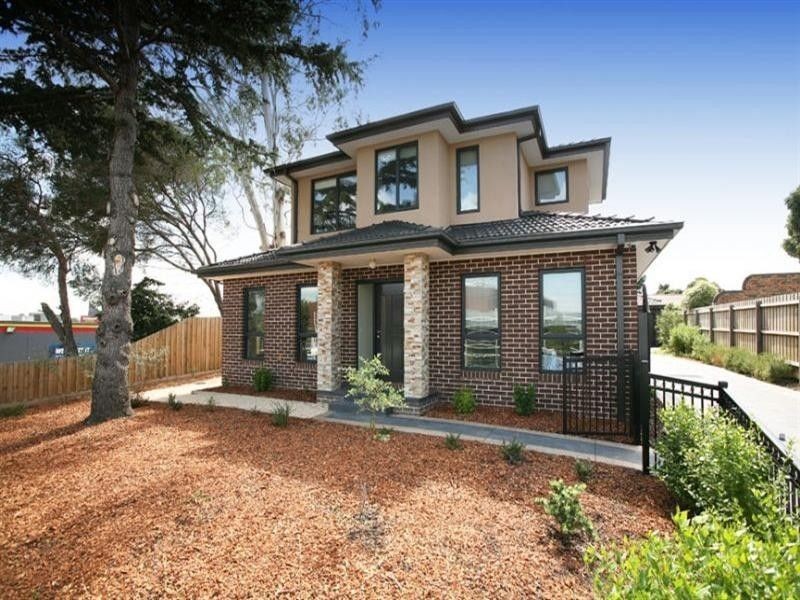 1/647 High Street Road, Glen Waverley VIC 3150