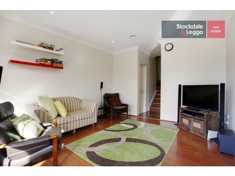 1/2 McKelvie Court, Glen Waverley VIC 3150