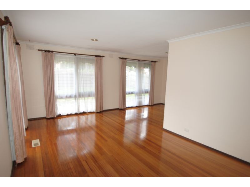 42 Templeton Street, Wantirna VIC 3152