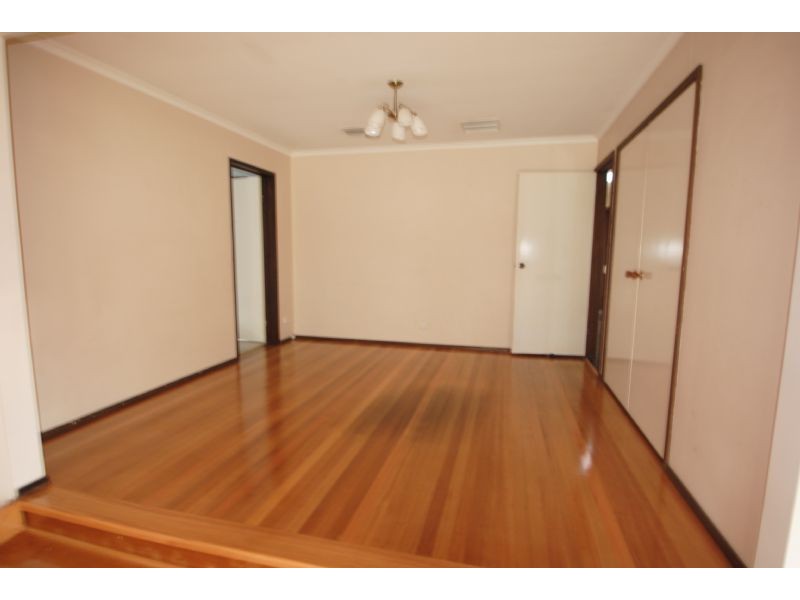 42 Templeton Street, Wantirna VIC 3152