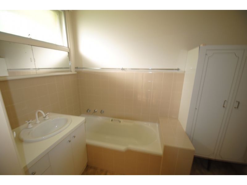 29 Viggers Parade, Glen Waverley VIC 3150