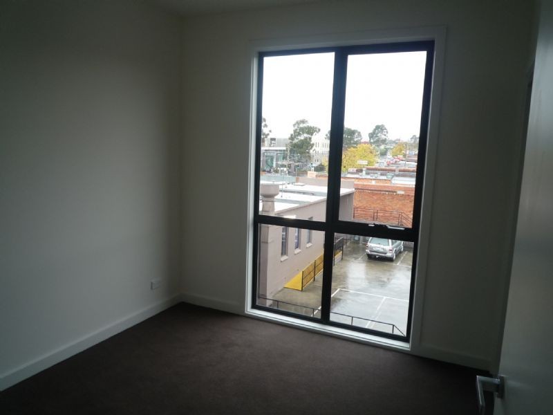 2/270 Blackburn Road, Glen Waverley VIC 3150