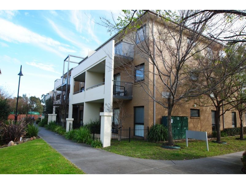 4/1 Greenfield Drive, Clayton VIC 3168