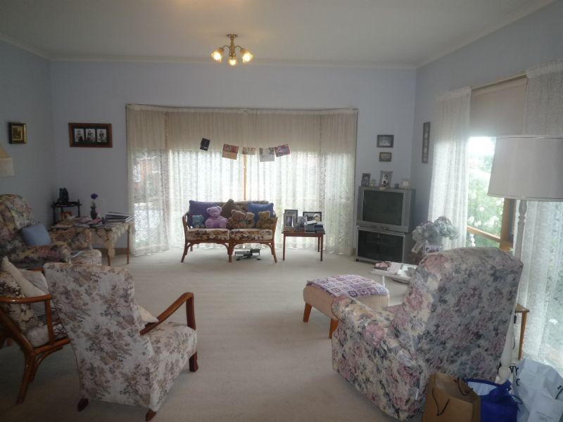 8A Jubilee Street, Mount Waverley VIC 3149