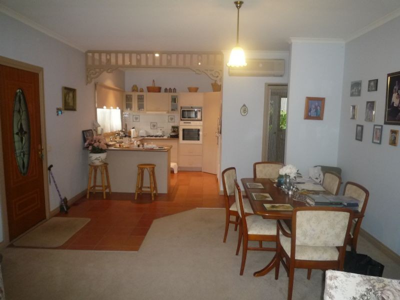 8A Jubilee Street, Mount Waverley VIC 3149