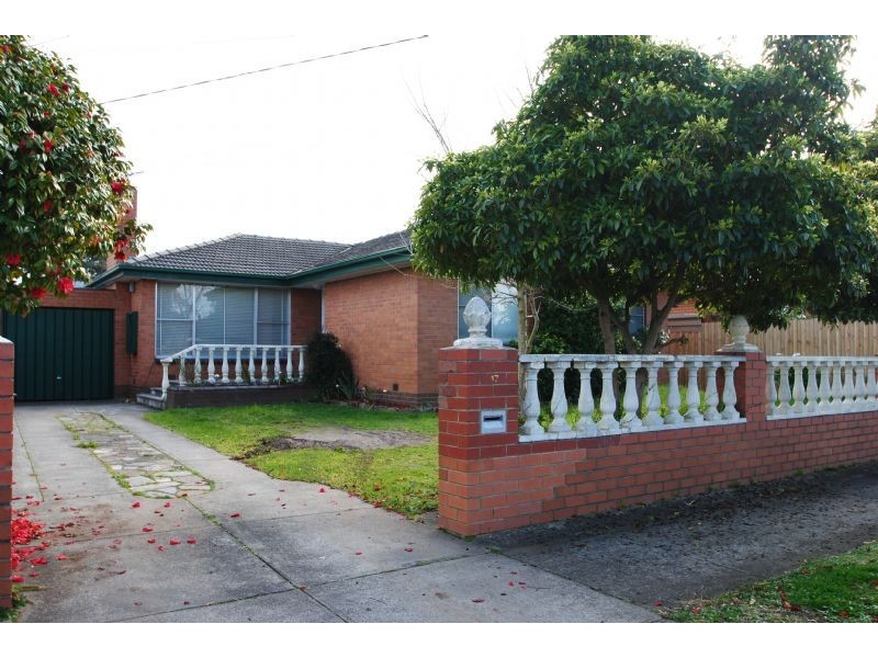 17 Eileen Street, Mount Waverley VIC 3149