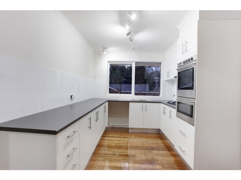 1 Swift Drive, Glen Waverley VIC 3150