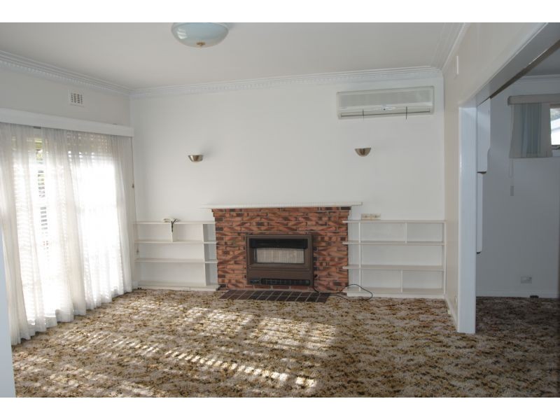 62 Price Avenue, Mount Waverley VIC 3149