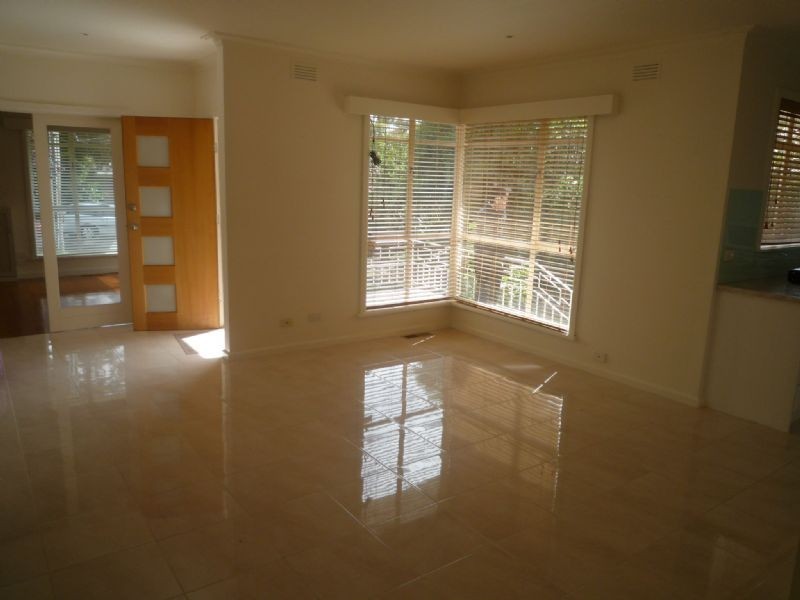 42 Price Avenue, Mount Waverley VIC 3149