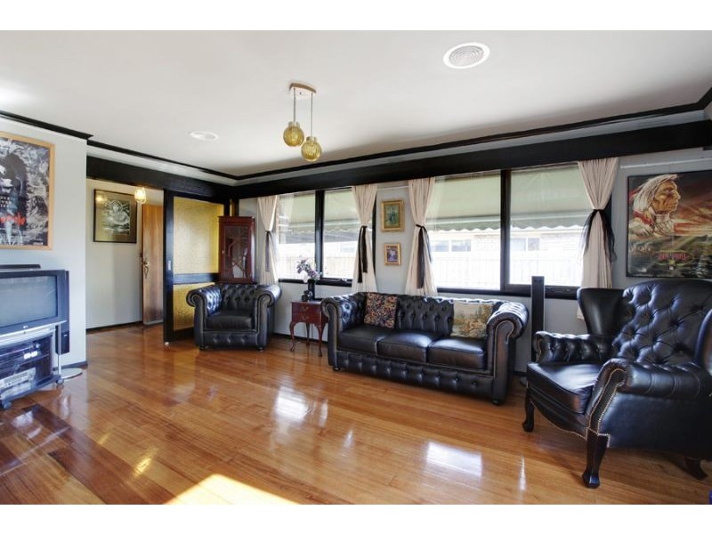 6 Hainthorpe Grove, Mulgrave VIC 3170