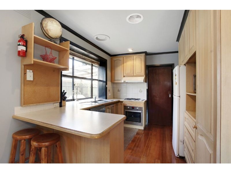 6 Hainthorpe Grove, Mulgrave VIC 3170