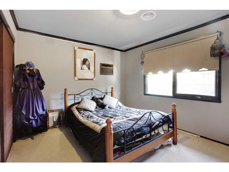 6 Hainthorpe Grove, Mulgrave VIC 3170