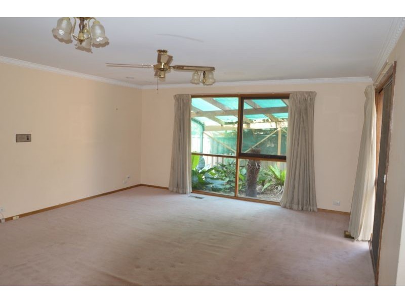 2 Fayette Court, Wheelers Hill VIC 3150