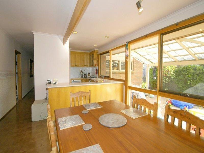 21 Remington Drive, Glen Waverley VIC 3150